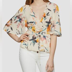 BCBGeneration Abstract Florals
Corset Front Top size 6